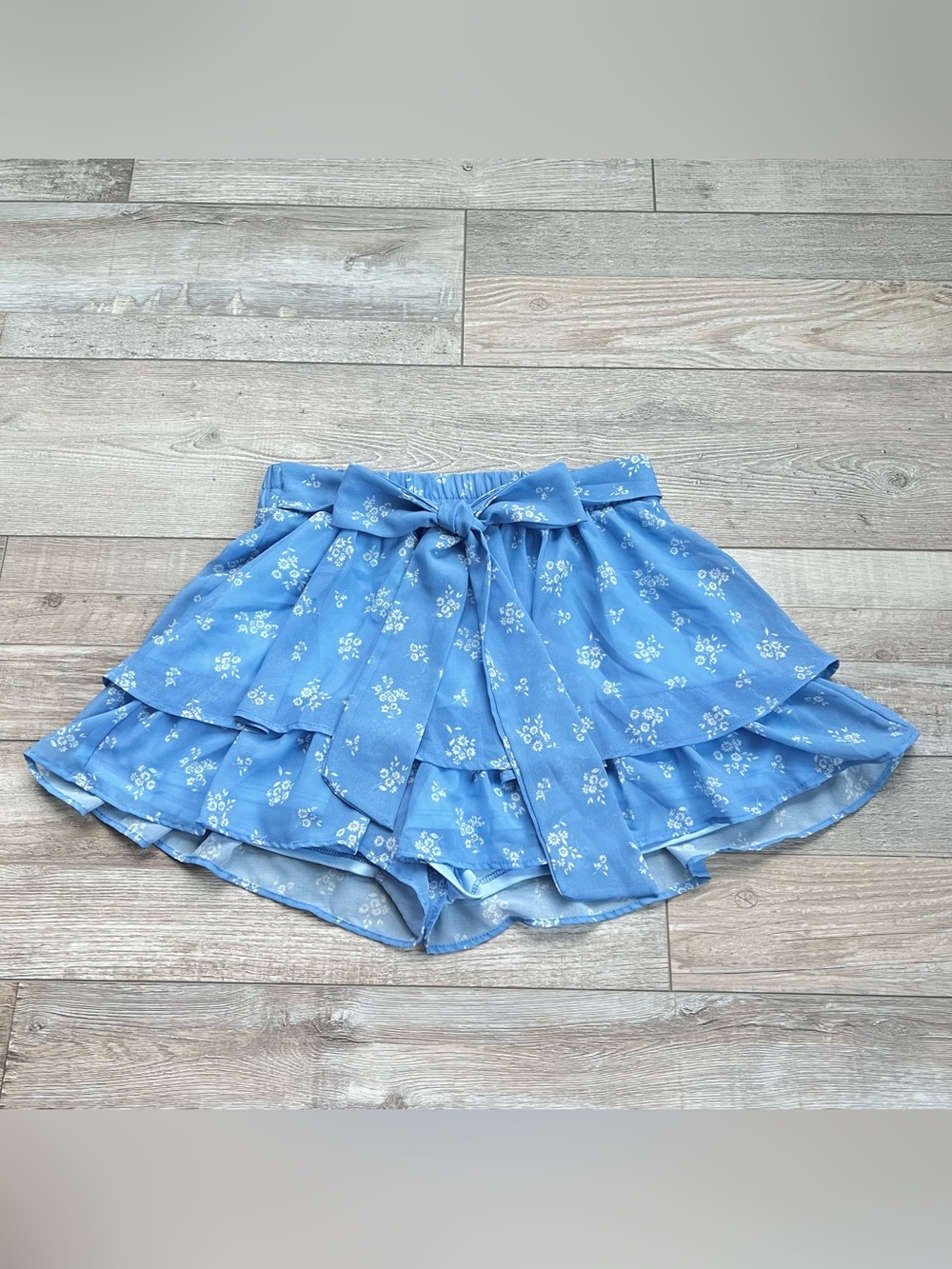 Altar’d State Women’s Willie Double Layer Shorts Size Medium